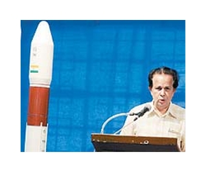 Ex-ISRO chief seeks fresh probe into Devas deal
