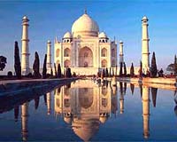 India bans burning cow dung near yellowing Taj Mahal