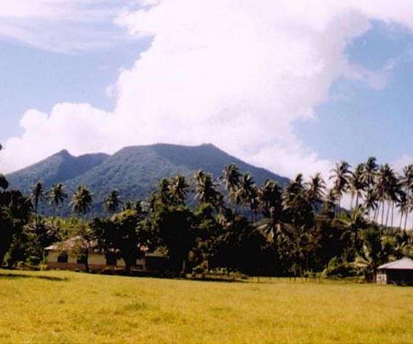 Indonesia's Mount Ibu erupts more than 1,000 times this month