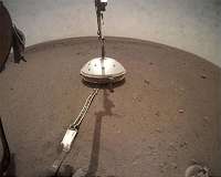InSight's Seismometer Now Has a Cozy Shelter on Mars