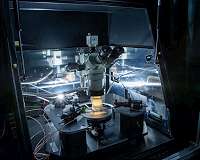 UNIST to engineer dream diodes with a graphene interlayer