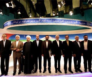 Presidential hopefuls snipe at Iran nuclear talks tactics