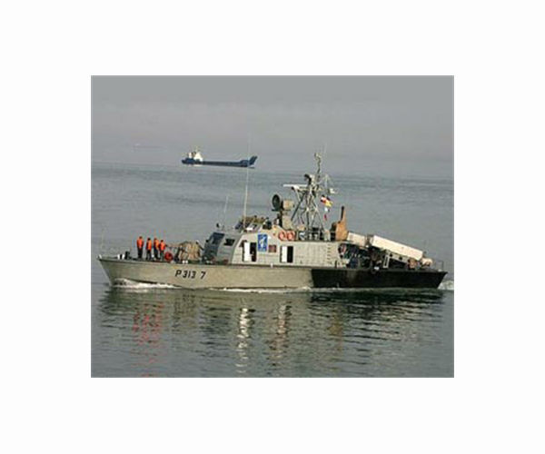 Iran Guards seize commercial ship in Gulf: US Navy