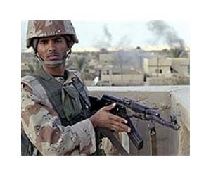 Iraq troops snatched as dead protesters buried