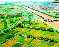 When yesterday's agriculture feeds today's water pollution