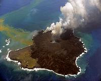Japan volcanic isle may collapse, create tsunami: study