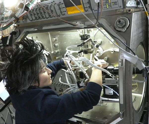 UK roadmap aims to bring space made medicines to patients