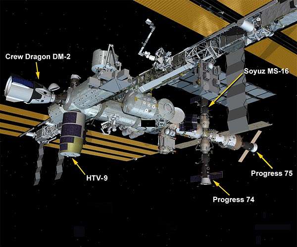 Russian cosmonaut sheds light on how ISS crew deals with suspected air leak
