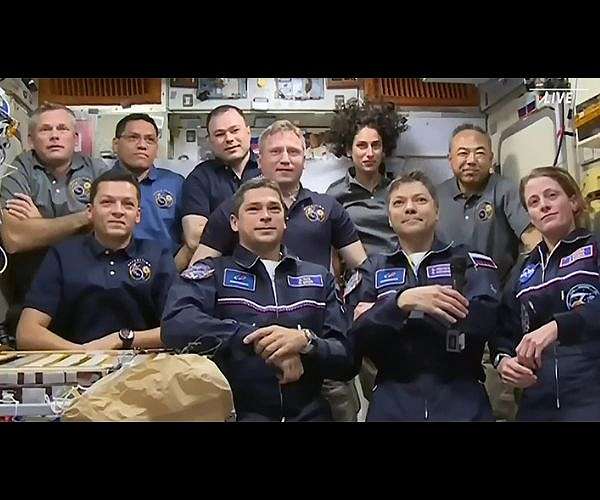 Aging and frailty biomarkers impacted by space travel