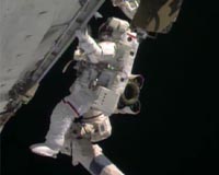 US astronauts complete spacewalk for ISS maintenance