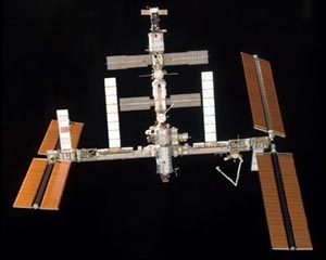 Resupply Craft Lost While Crew Focuses on Departure and Science