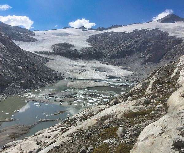Measuring the retreat of Italy's largest glacier