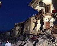 Amid ruins, Italy mourns quake victims
