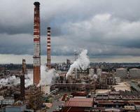 Fight to save Italy steelworks, where cancer trumps starving