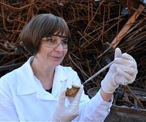 pH measurements: How to see the real face of electrochemistry and corrosion?