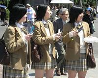 Japan school closure plan stuns parents, officials