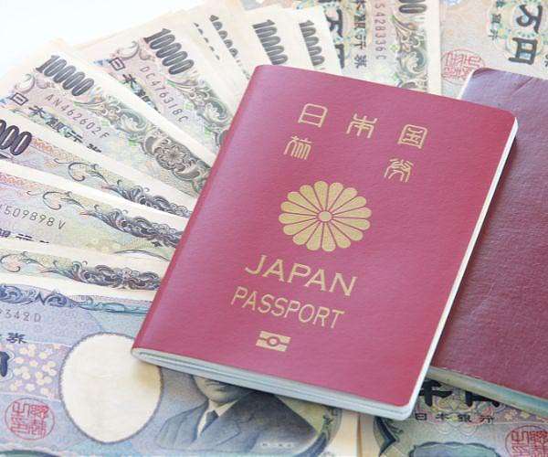 China resumes issuing visas for Japanese citizens