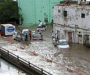 Saudi king orders prosecutions in Jeddah flood disaster