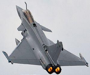 French leader's Brazil visit could hasten decision on jets