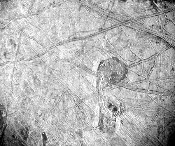 NASA's Juno gets highest-resolution close-up of Jupiter's moon Europa