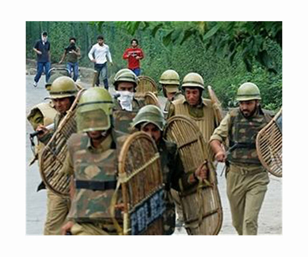 India police detain top activist after month-long climate march