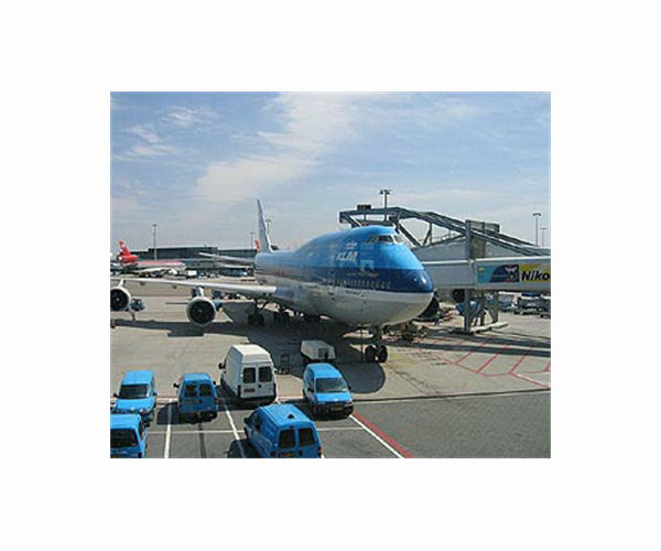 Activists hand KLM ultimatum for 'greenwashing' case