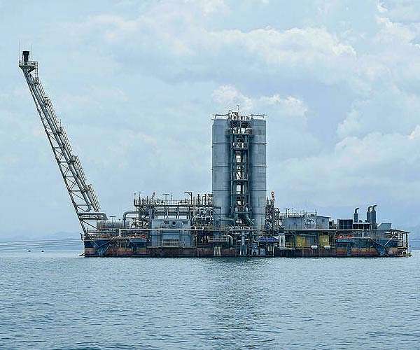 Congo's oil legacy: A historical perspective on resource extraction and national destiny
