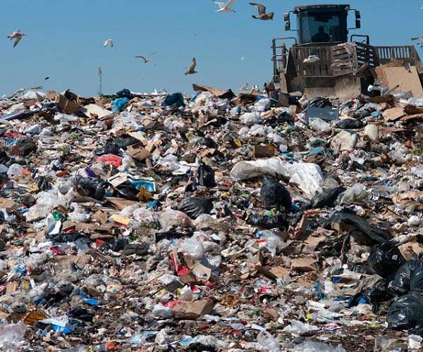 As clock ticks down, Greece tries to clean up its act on waste