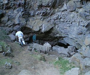 Scientists find microbes in lava tube living in conditions like those on Mars