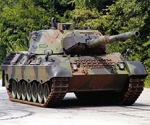 Saudis discuss buying tanks from Spain, no deal signed