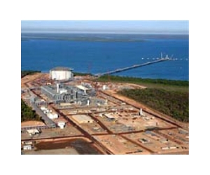 Dutch court halts work on gas project