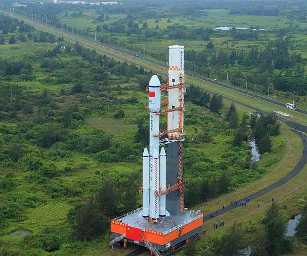 China prepares to launch Tianzhou-4 cargo spacecraft