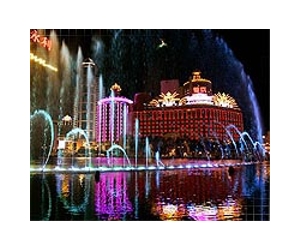 Macau tycoon sues family over casino empire