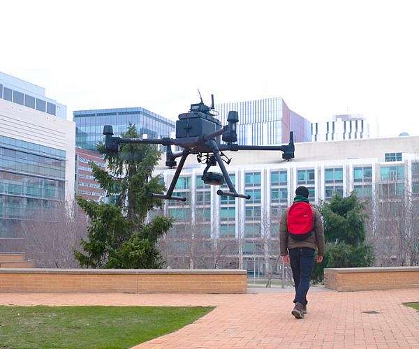 Drones navigate unseen environments with liquid neural networks