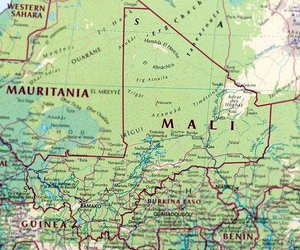 Mali agrees to strengthen military ties with Burkina