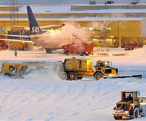 Snow batters Europe and Britain grinds to halt