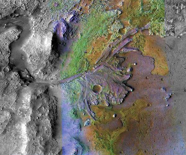 Early Martian climate was intermittently warm