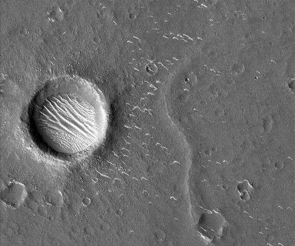 Study reveals new way to reconstruct past climate on Mars