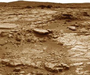 Curiosity Rover Explores Yellowknife Bay