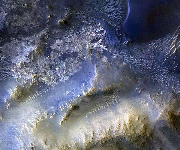 HiRISE camera aboard Mars Reconnaissance Orbiter passes 100000 image milestone