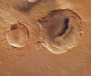 Mars crater shows evidence for climate evolution