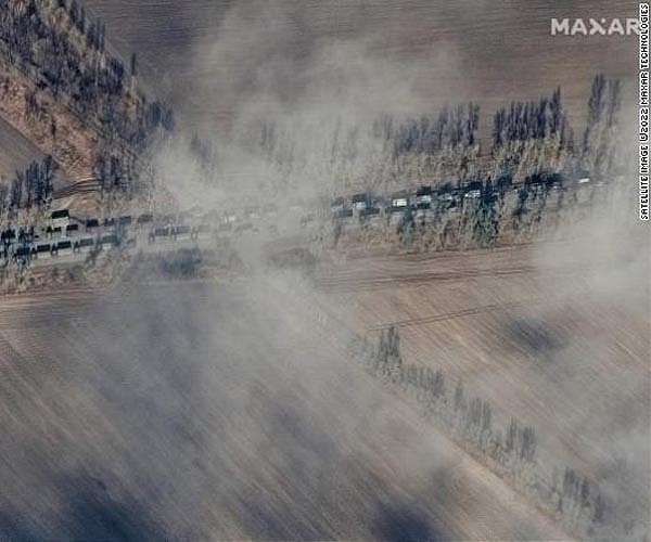Vast Russian army convoy spotted north of Kyiv