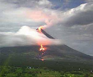 Massive clean-up as Philippine volcano calms down