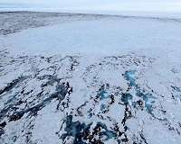 Surface lakes cause Antarctic ice shelves to 'flex'