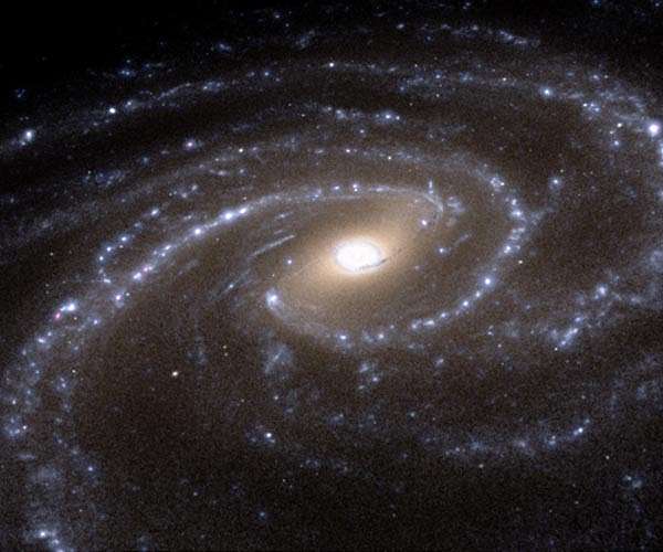 Strange young star group set to scatter across Milky Way in record time
