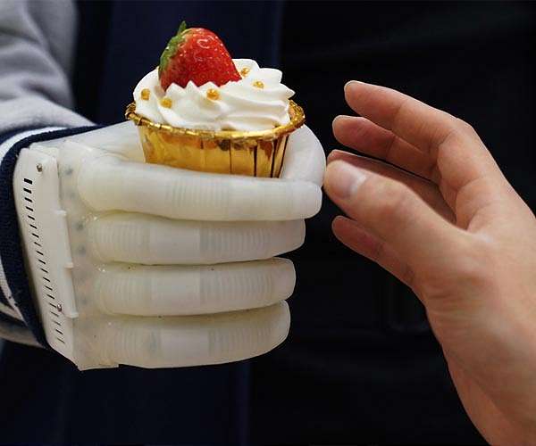 Inflatable robotic hand gives amputees real-time tactile control