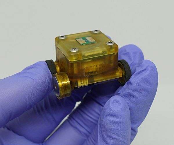 MIT engineers prepare to send three payloads to the moon