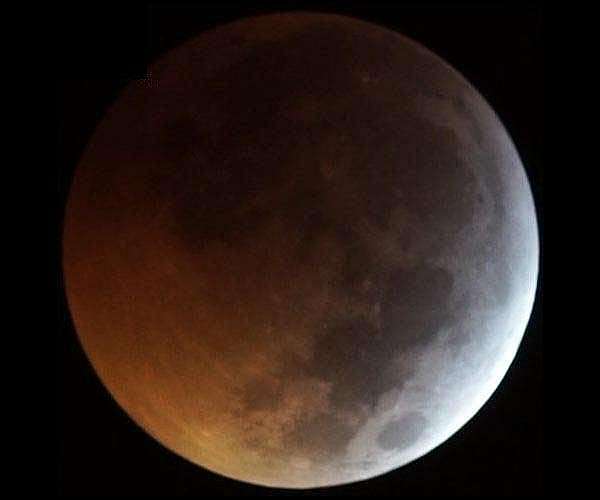 'Blood Moon' rises as Kenya looks to the stars for tourism