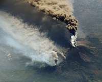 GeoSEA array records sliding of Mount Etna's southeastern flank