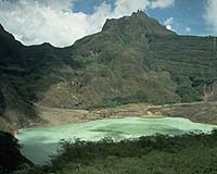 'Island' emerges in Indonesian volcano crater